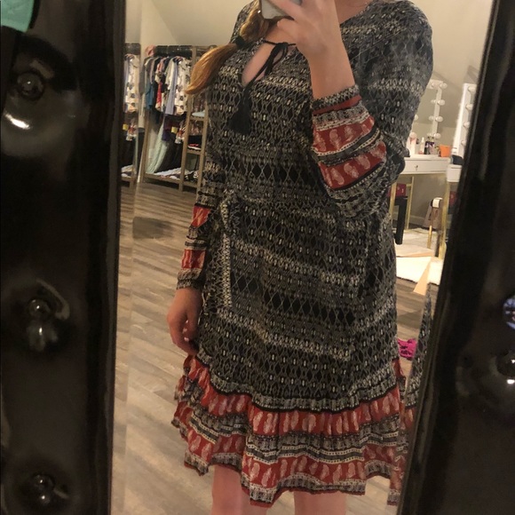 Dress - Picture 3 of 4